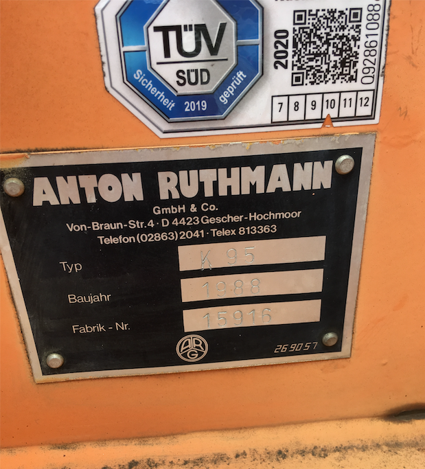 TÜV Plakette des Ruthmann Hubsteigers K 95